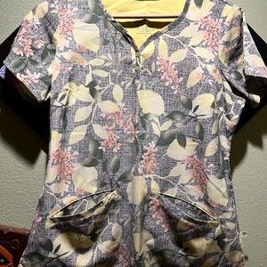 Healing hands scrub top